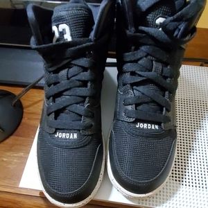 NWOB Never worn Jordans